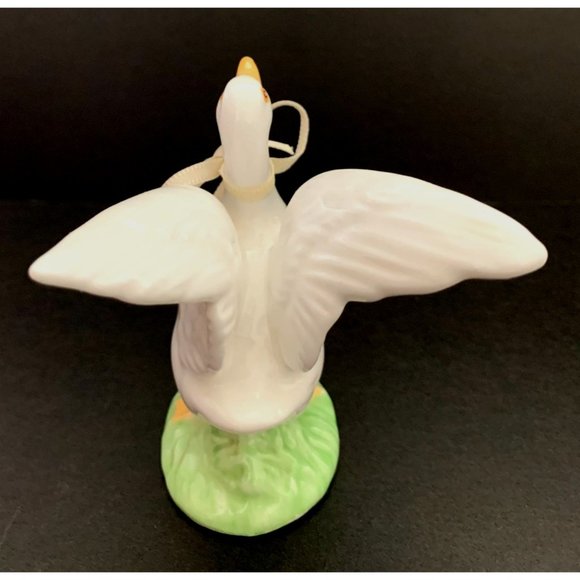 1980's Vintage Bone China Miniature Geese, Set of 4. - Picture 12 of 15